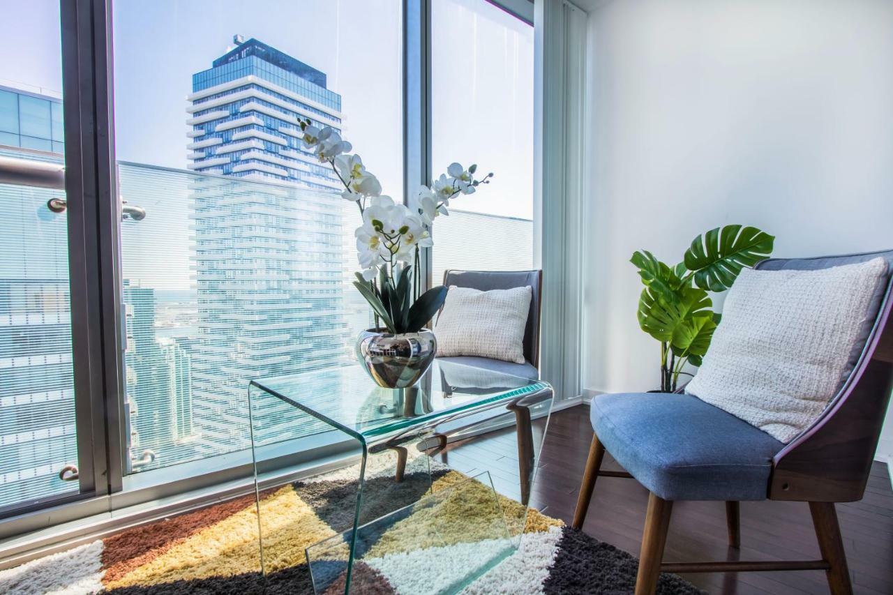 Micasa Suites - Modern Executive Condo Toronto Exterior foto